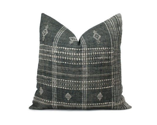 THE HEMA WOOL THROW PILLOW COVER