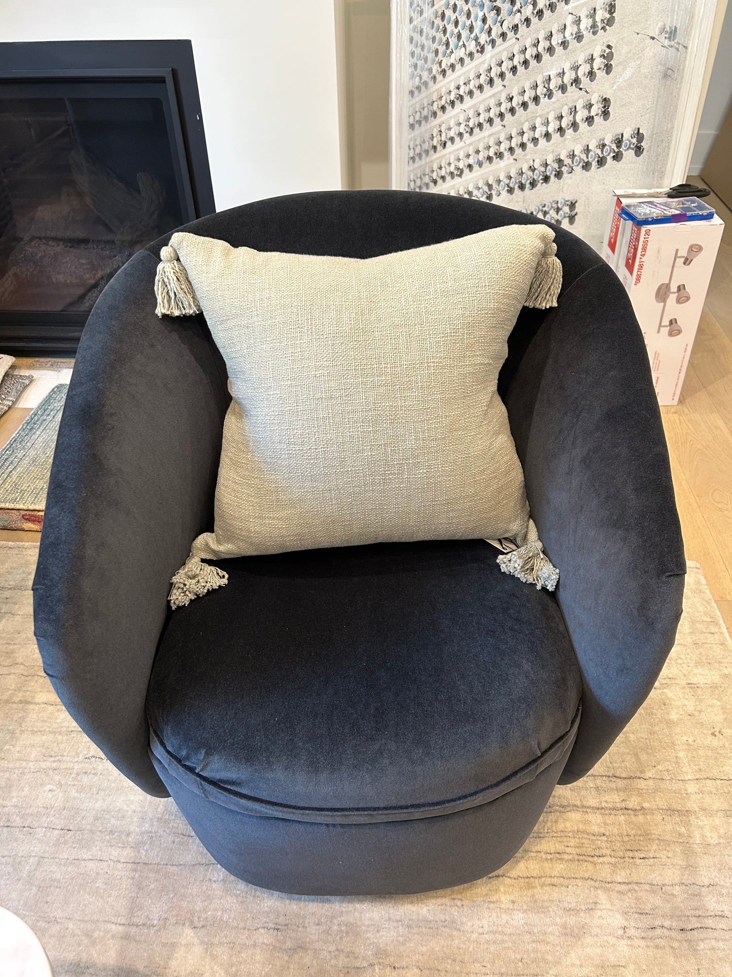 HAND WOVEN TASSEL PILLOW