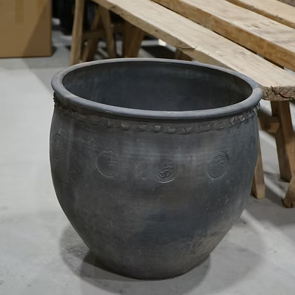 Jolene Vintage Pot