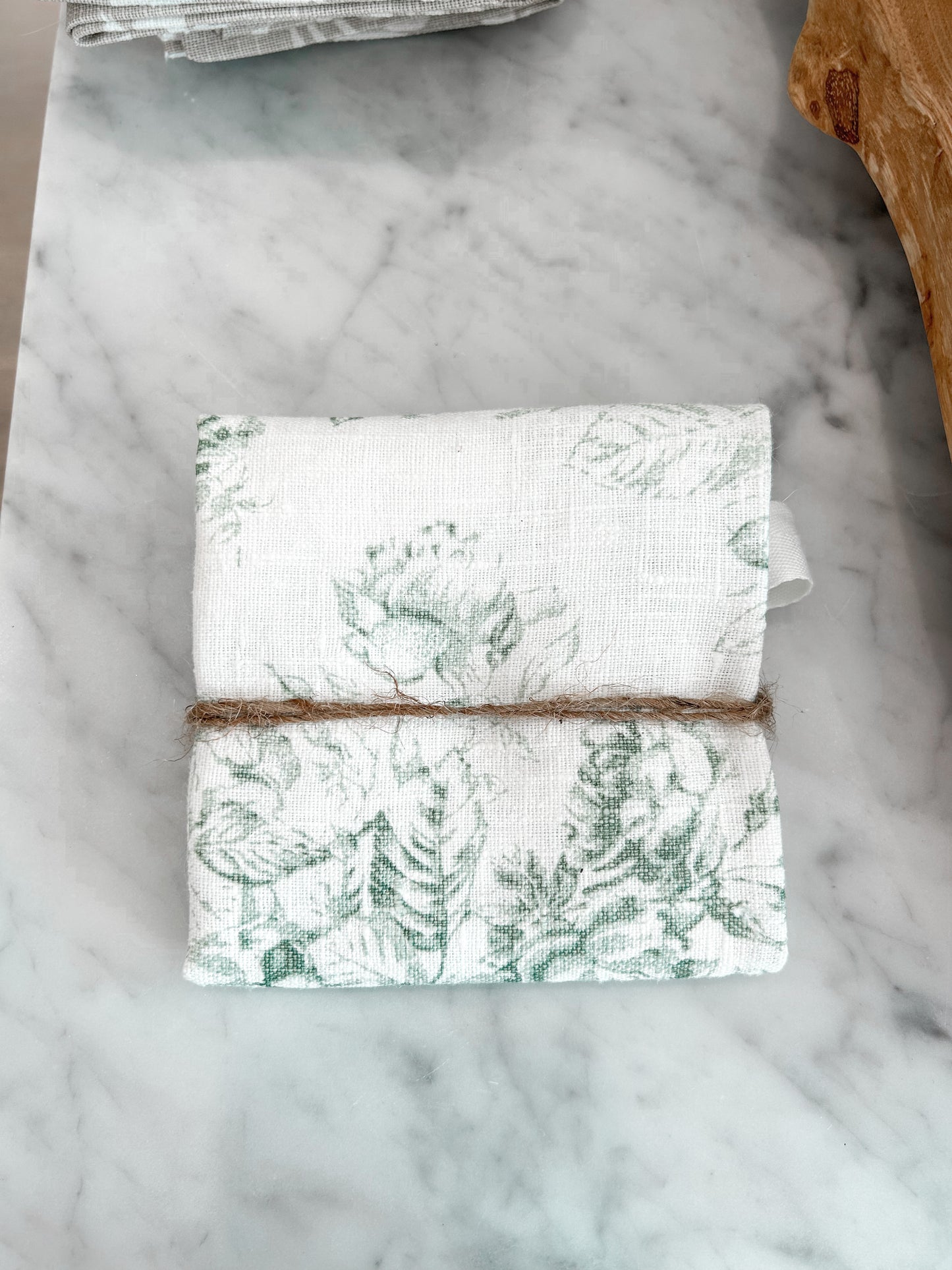 HANDMADE DRAWSTRING BREAD BAG - GREEN FLORAL