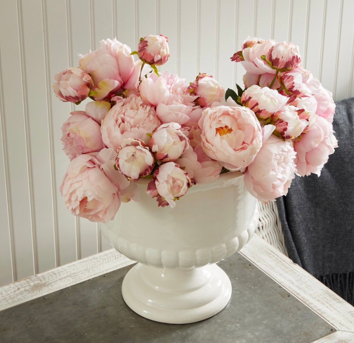 MIRABELLE DECORATIVE PEDESTAL BOWL