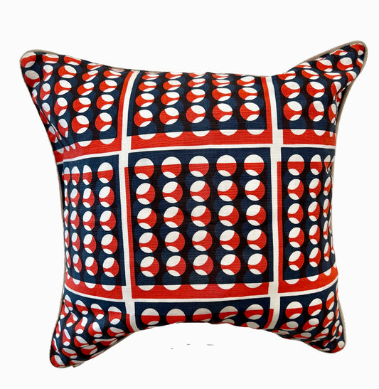 THE GLITCH THROW PILLOW