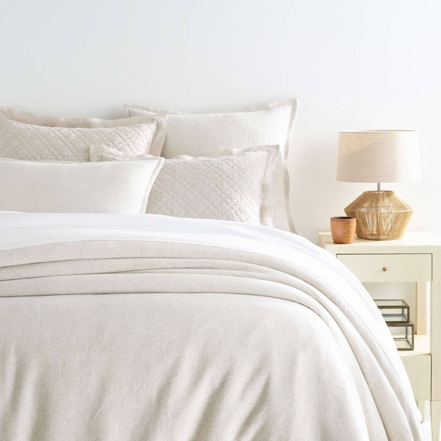 Linens & Bedding