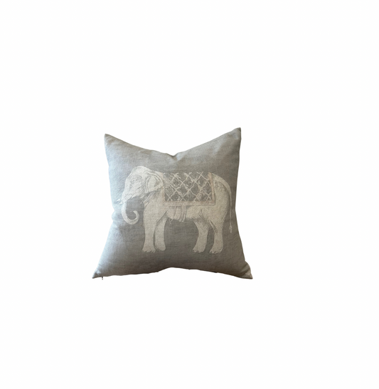 THE ELEPHANT THROW PILLOW COVER
