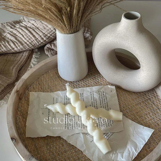 Studio Akiyo Twisted Taper Candle Set