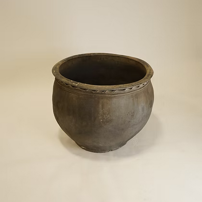 Jolene Vintage Pot