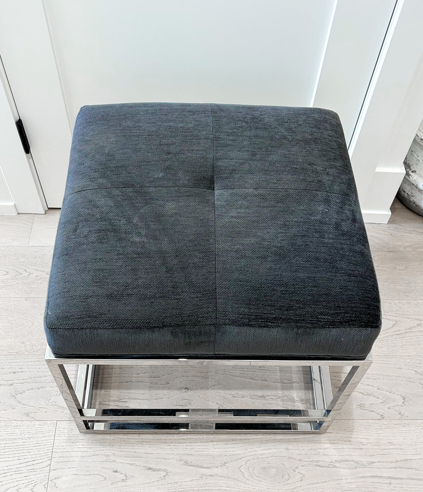 GREY OTTOMAN WITH CHROME FRAME