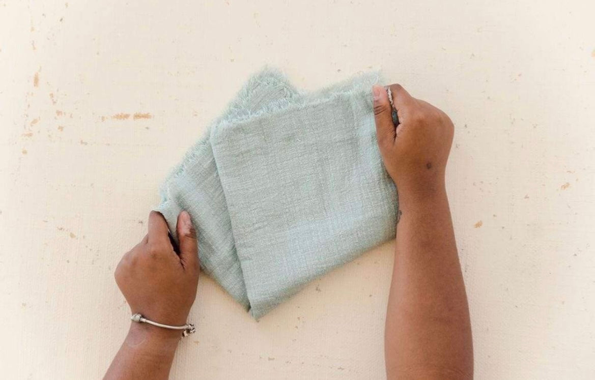 MAISON RUNNER SAGE GREEN