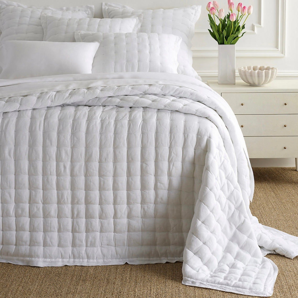 Lush Linen White Puff Queen/Full